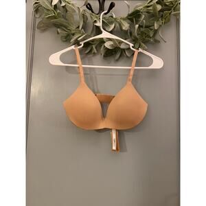 SKIMS Wireless Form Push up Plunge Bra, Clay, 32C NWT
